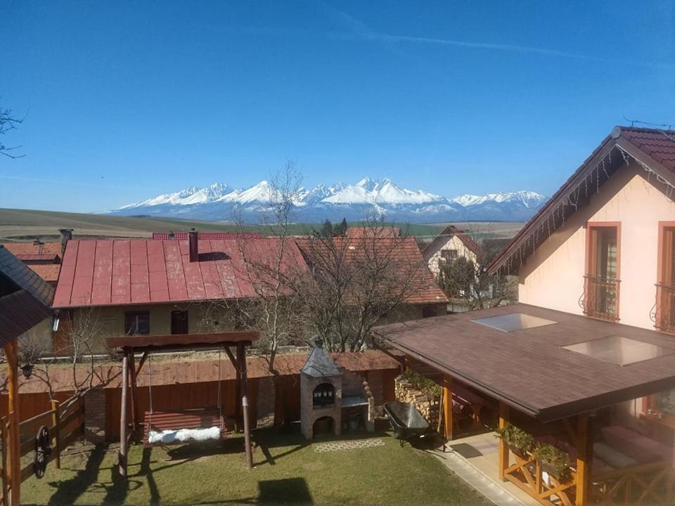 Pezion Limbovy Dvor Hotel Vrbov Eksteriør billede